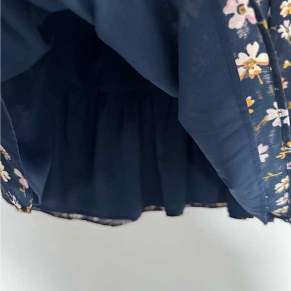 Madewell Velvet-Trimmed Square-Neck Top in Petal Party - Picture 9 of 9